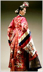 hanbok mặc trong ngày lễ Hàn Quốc